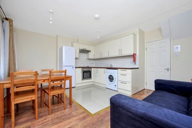 4 bed flat, Forsyth Gardens, Kennington, London, SE173NE - Image 1