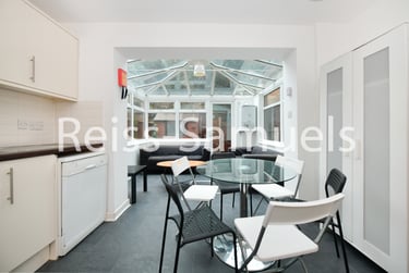 5 bed house, Ferry Street, Isle of Dogs, London, E143DT - Image 6