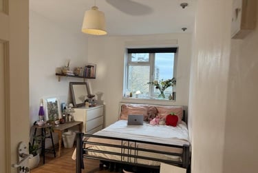 4 bed flat, Crawford Estate, Camberwell, London, SE59HF - Image 3