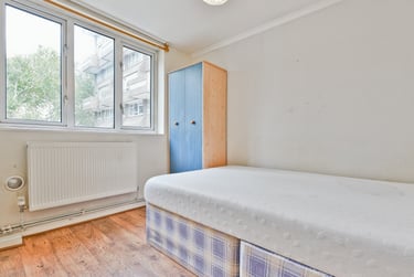 4 bed flat, Whitebeam Close, Stockwell, London, SW90EG - Image 5