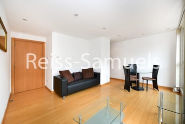 1 bed flat, Westferry Road, Isle of Dogs, London, E143RS - Image 4