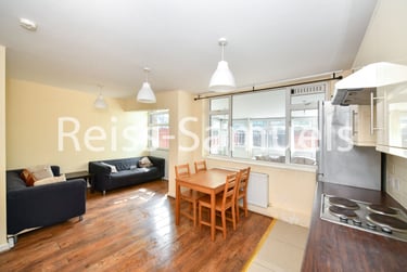 4 bed house, Patmore Estate, Stockwell, London, SW84JY - Image 2