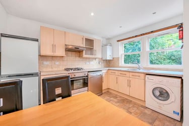 4 bed house, Lockesfield Place, Isle of Dogs, London, E143AJ - Image 4