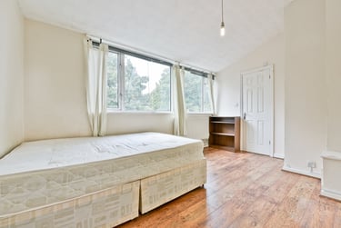 4 bed flat, Whitebeam Close, Stockwell, London, SW90EG - Image 6