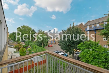 1 bed flat, Westferry Road, Isle of Dogs, London, E143RS - Image 3