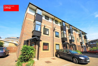 5 bed house, Ironmongers Place, Isle of Dogs, London, E149YD - Image 5