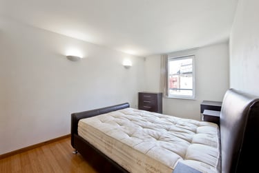 3 bed flat, Westferry Road, Isle of Dogs, London, E143RS - Image 5