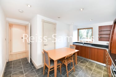 3 bed flat, Newton Place, Isle of Dogs, London, E143TT - Image 6