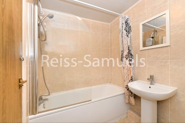 1 bed flat, Ambassador Square, Isle of Dogs, London, E149UX - Image 6