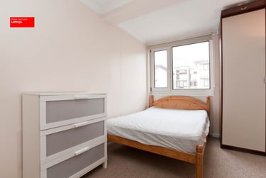 3 bed flat, Manchester Road, Isle of Dogs, London, E143BE - Image 6