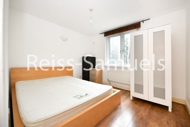 3 bed flat, Westferry Road, Canary Wharf, London, E148LU - Image 8