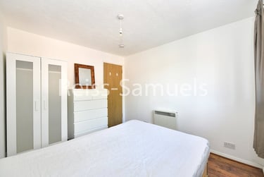 1 bed flat, Ambassador Square, Isle of Dogs, London, E149UX - Image 7