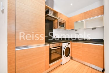 1 bed flat, Westferry Road, Isle of Dogs, London, E143RS - Image 9