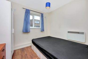 3 bed flat, Ambassador Square, Isle of Dogs, London, E149UX - Image 7