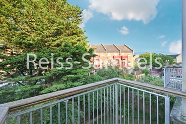 1 bed flat, Westferry Road, Isle of Dogs, London, E143RS - Image 7