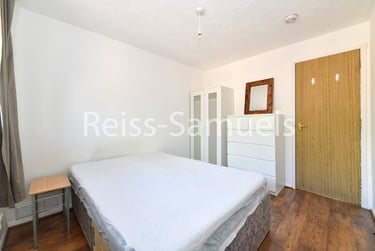 1 bed flat, Ambassador Square, Isle of Dogs, London, E149UX - Image 8
