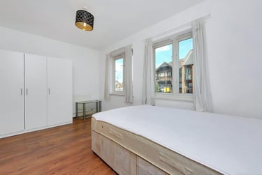 4 bed house, Ferry Street, Isle of Dogs, London, E143DT - Image 12