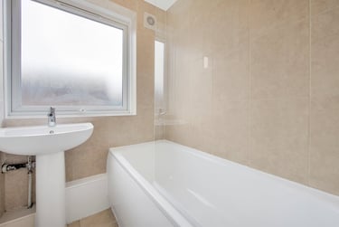 4 bed flat, Forsyth Gardens, Kennington, London, SE173NE - Image 9