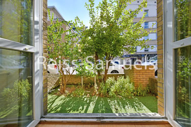 2 bed flat, Westferry Road, Isle of Dogs, London, E143RS - Image 8