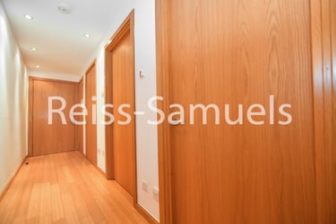 1 bed flat, Westferry Road, Isle of Dogs, London, E143RS - Image 11