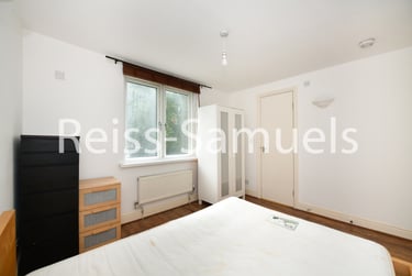 3 bed flat, Westferry Road, Canary Wharf, London, E148LU - Image 9