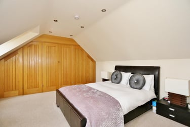 5 bed house, Pelton Road, Greenwich, London, SE109AH - Image 1