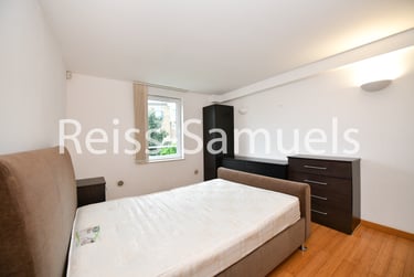 1 bed flat, Westferry Road, Isle of Dogs, London, E143RS - Image 11