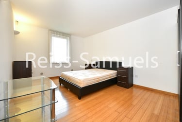 1 bed flat, Westferry Road, Isle of Dogs, London, E143RS - Image 12