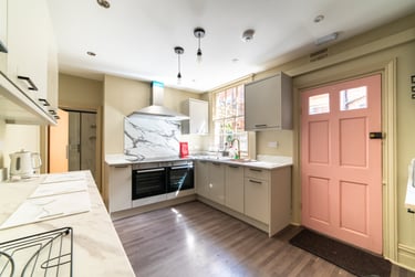 5 bed house, Regent Street, City Centre, Preston, PR13LX - Image 2