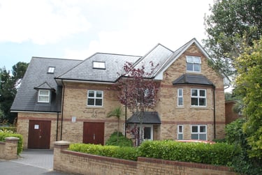 2 bed flat, Talbot Road, Winton, Bournemouth, BH92EU - Image 1