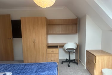 2 bed flat, Talbot Road, Winton, Bournemouth, BH92EU - Image 3