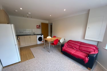 1 bed flat, Talbot Road, Winton, Bournemouth, BH92EU - Image 4