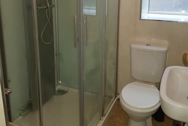 2 bed flat, Collegiate Crescent, Broomhall, Sheffield, S102BA - Image 8