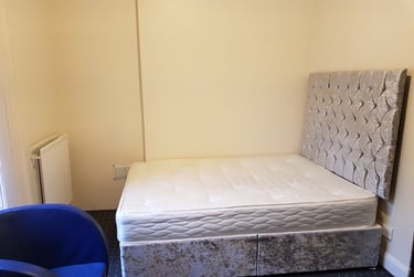 2 bed flat, Collegiate Crescent, Broomhall, Sheffield, S102BA - Image 6