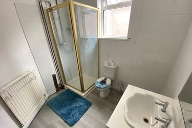 6 bed house, Bryn Y Mor Crescent, Brynmill, Swansea, SA14QH - Image 9