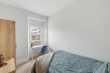 4 bed flat, Woodland Terrace, Greenbank, Plymouth, PL48NL - Image 5