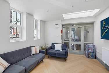 11 bed house, Queen Anne Terrace, North Hill, Plymouth, PL48EG - Image 2