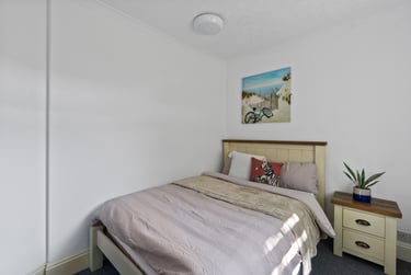 3 bed flat, Woodland Terrace, Greenbank, Plymouth, PL48NL - Image 9