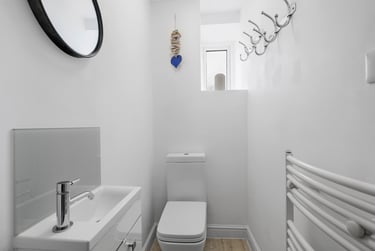 3 bed flat, North Road East, City Centre, Plymouth, PL46AL - Image 8