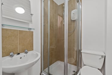 3 bed flat, Notte Street, The Hoe, Plymouth, PL12AG - Image 8