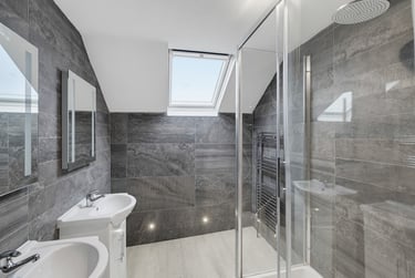 4 bed flat, Woodland Terrace, Greenbank, Plymouth, PL48NL - Image 9