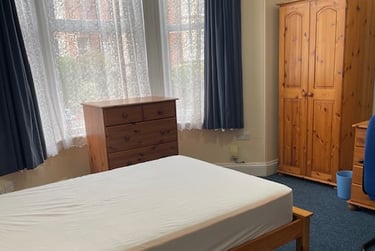 8 bed house, Mount Pleasant Road, Mount Pleasant, Exeter, EX47AD - Image 12