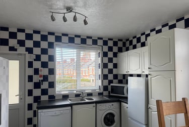 6 bed house, Park Road, Mount pleasant, Exeter, EX12HT - Image 3
