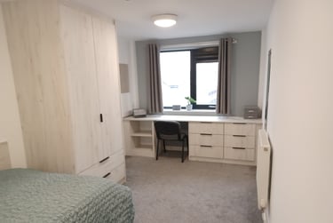 4 bed flat, Gildart Street, City centre, Liverpool, L38ET - Image 4