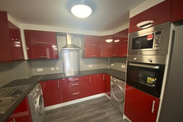 4 bed flat, Gildart Street, City centre, Liverpool, L38ET - Image 1