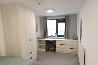 4 bed flat, Gildart Street, City centre, Liverpool, L38ET - Image 4