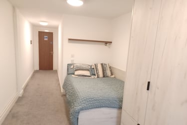 4 bed flat, Gildart Street, City centre, Liverpool, L38ET - Image 3