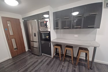 3 bed flat, Gildart Street, City centre, Liverpool, L38ET - Image 1