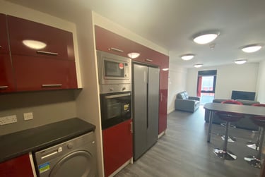 4 bed flat, Gildart Street, City centre, Liverpool, L38ET - Image 2