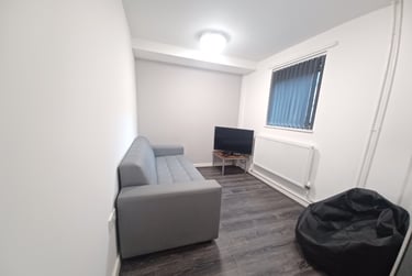 3 bed flat, Gildart Street, City centre, Liverpool, L38ET - Image 3